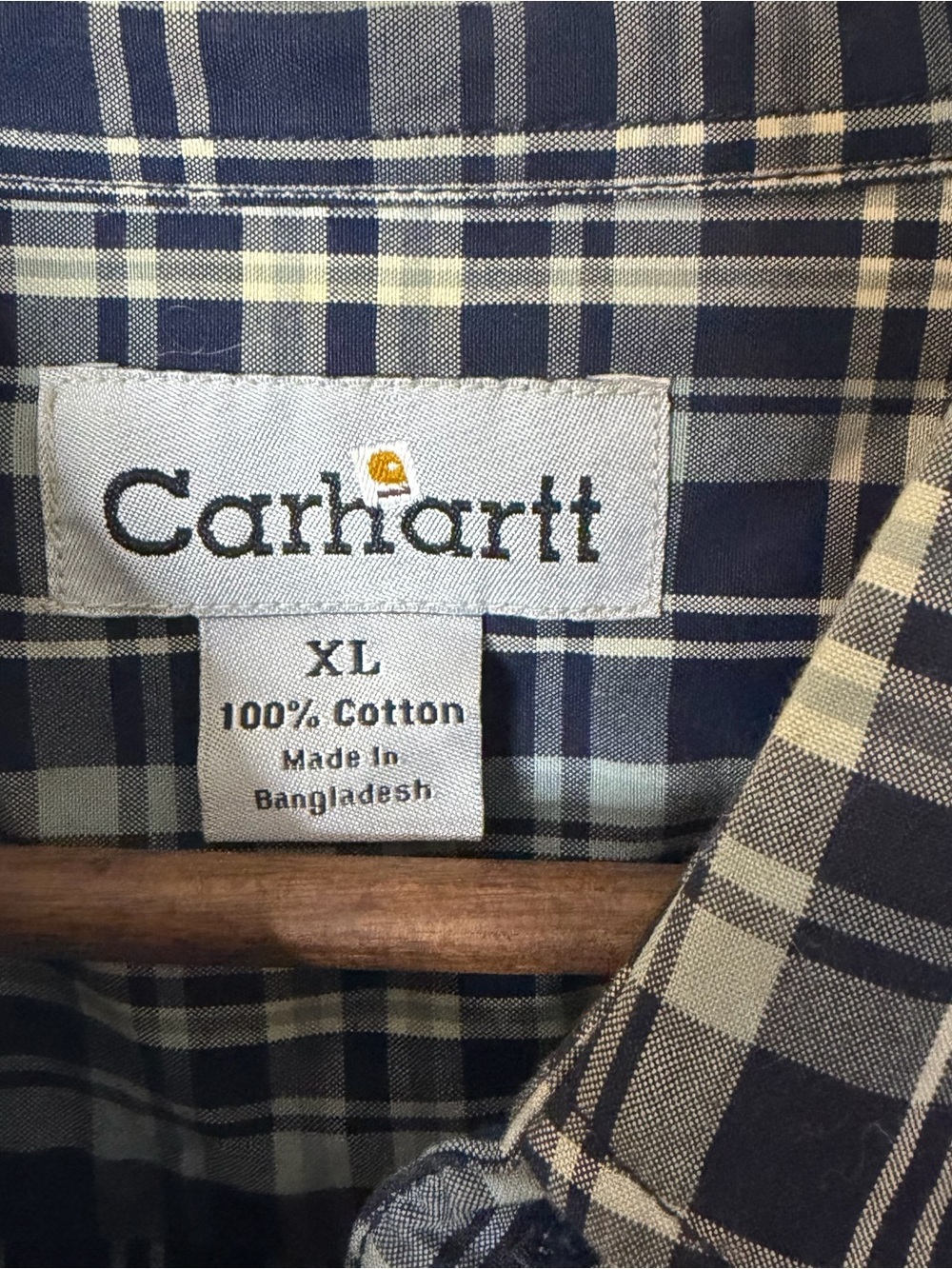 Carhartt Men’s Navy and Cream Plaid Short-Sleeve Button-Up Shirt XL - Picture 3 of 8